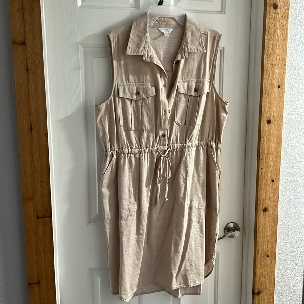 Time and Tru Tan Sleeveless Midi Dress
